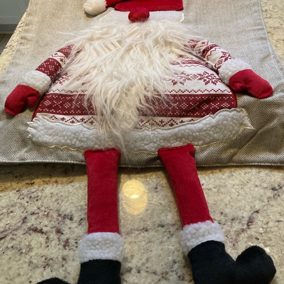 Isaac Mizrahi Christmas table runner - Picture 2 of 4